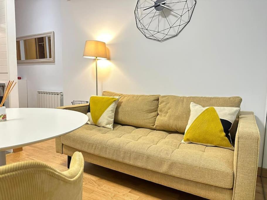 Comodo Apartamento Centro Comarca de Vigo Buitenkant foto