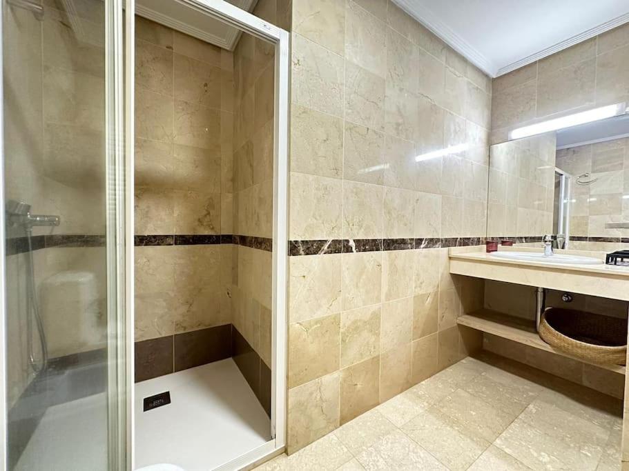 Comodo Apartamento Centro Comarca de Vigo Buitenkant foto
